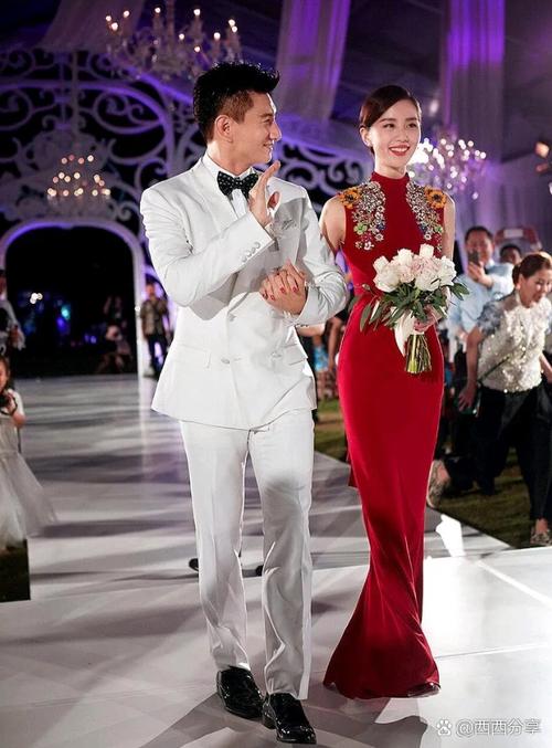 新澳800图库最新版本和吴奇隆戴婚戒录综艺与吴奇隆结婚戒指